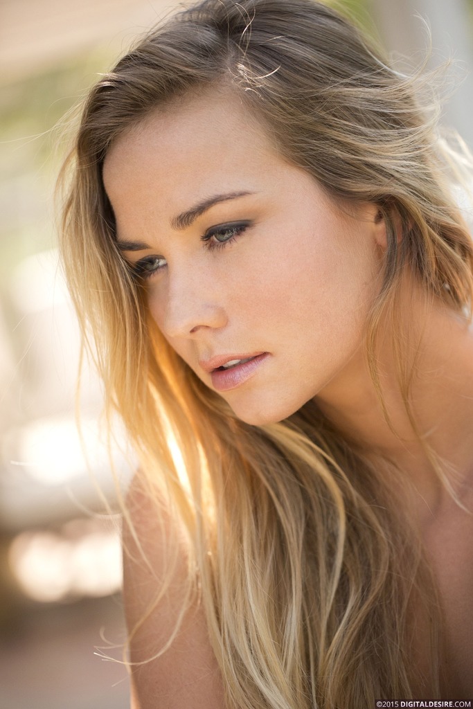 Beautiful blonde Courtney Dillon posing outdoor photo 4