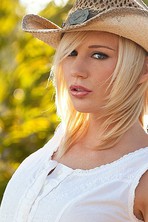 Sexy Blonde Hayden Hawkens  06