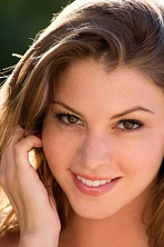Amber Sym Takes Off Her Top 03