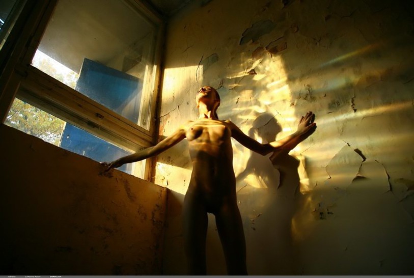 Adriana Skinny babe posing on the stairs 10