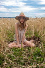 Presenting Victoria Kruzz 08