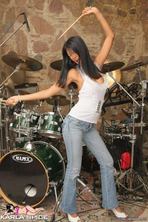 Karla The Drummer 01