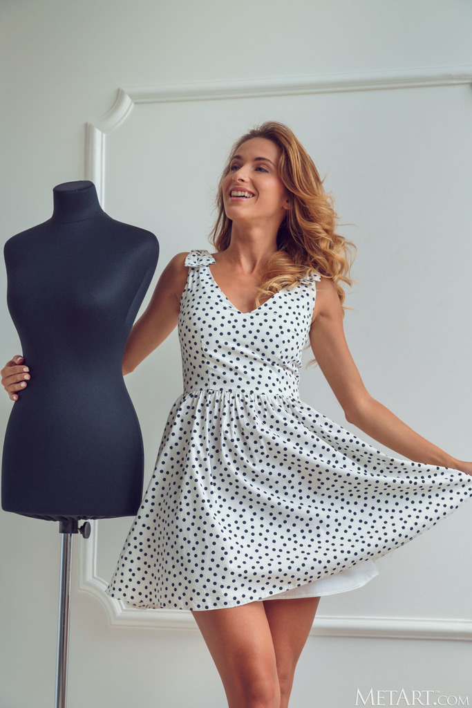 Cara Mell Dressing Up - My Style Exclusive Gallery 05