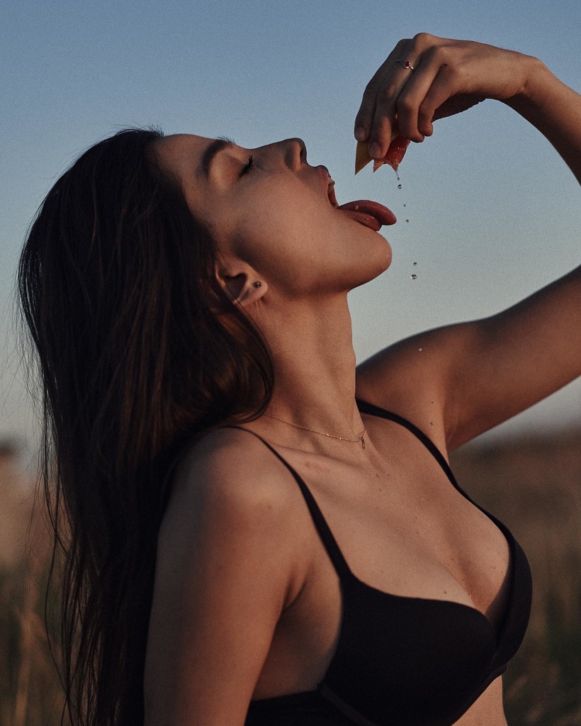 Maja Strojek with a Clay Face Mask and Minimal Black Styling photo 2