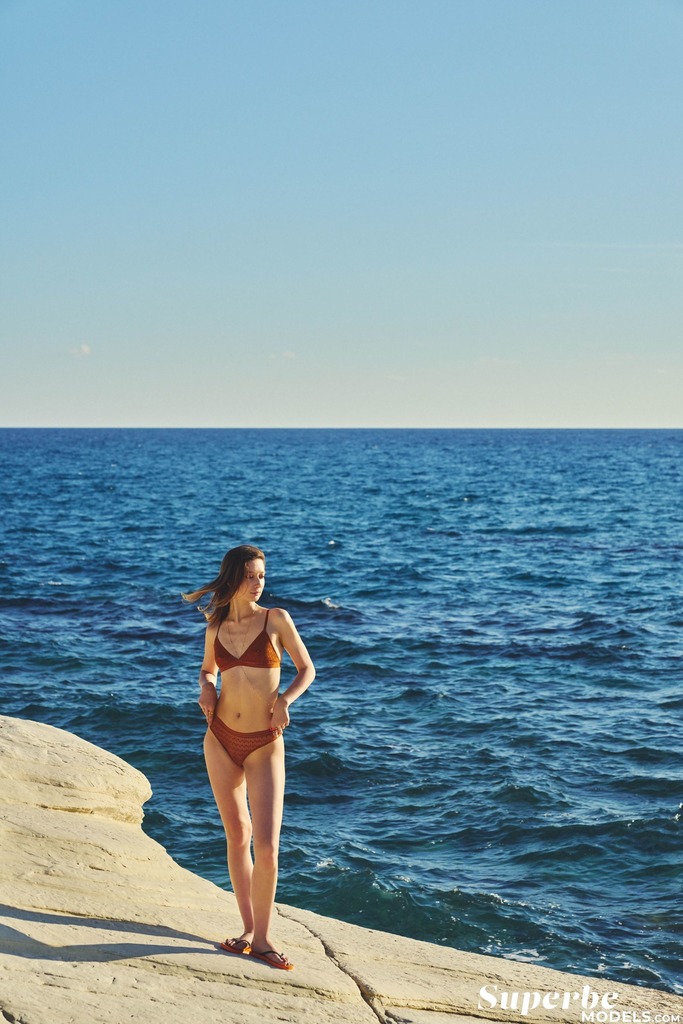 Hot As California photo 9
